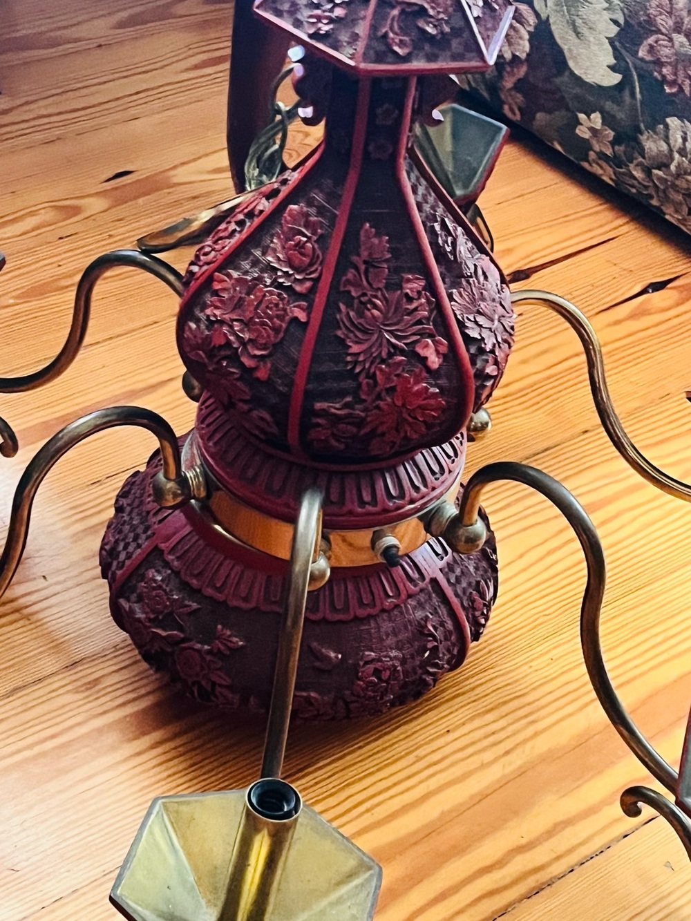 Vintage-Style Red Floral Resin Chandelier Accent by